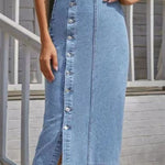 7ef8d4fa20574096b9fcd43da7d2e75b-Max